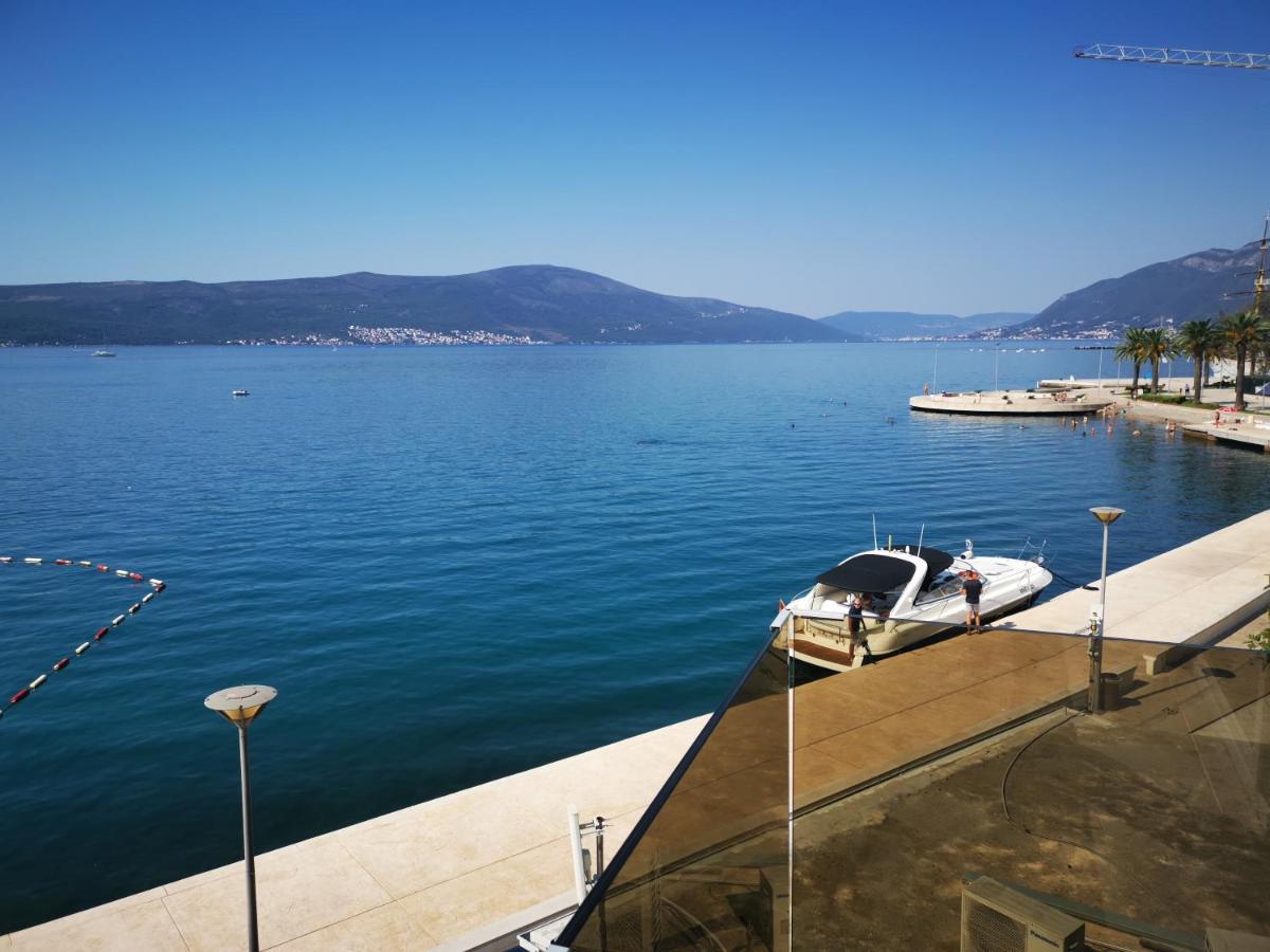 Seafront Apartments Tivat Dış mekan fotoğraf