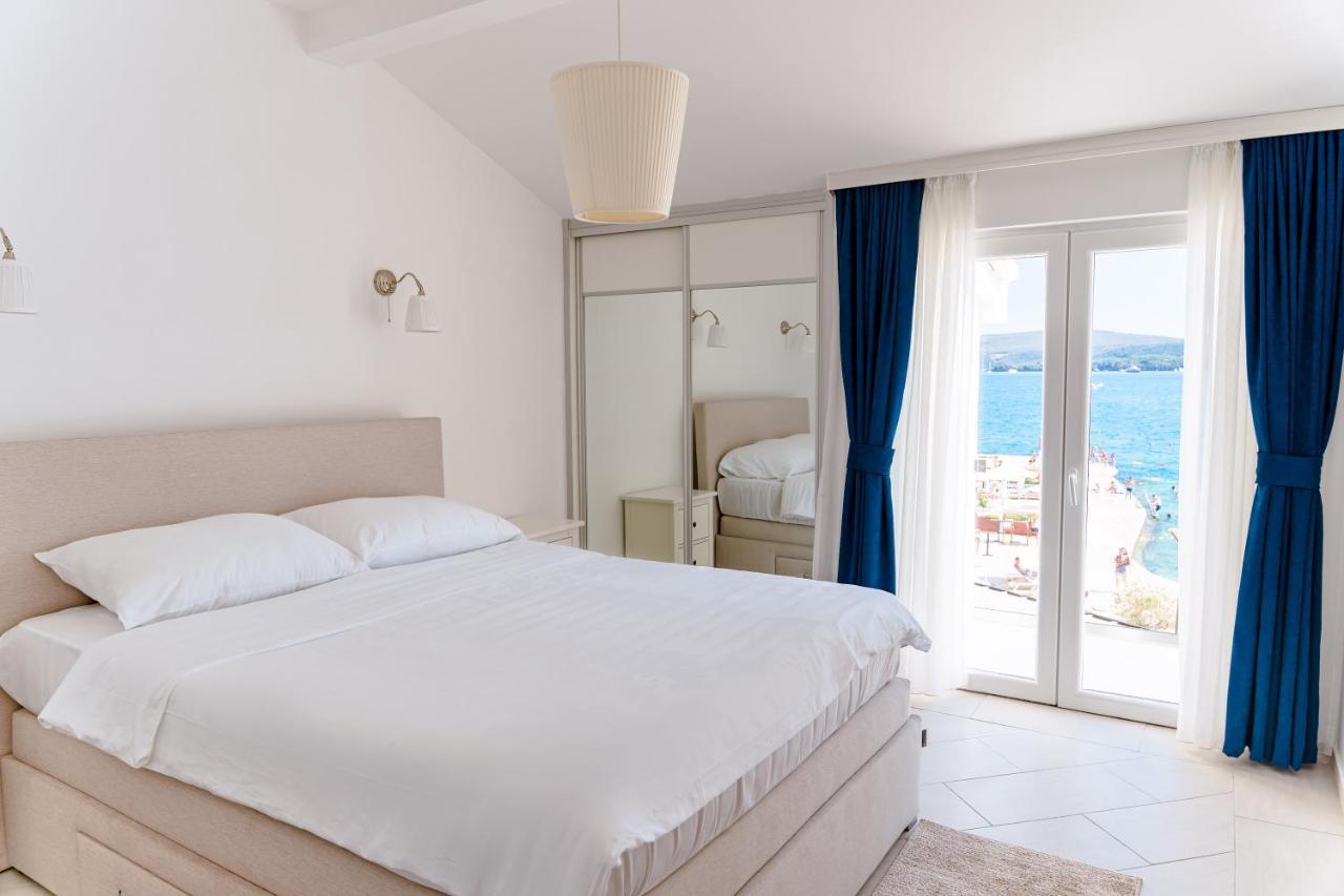 Seafront Apartments Tivat Dış mekan fotoğraf